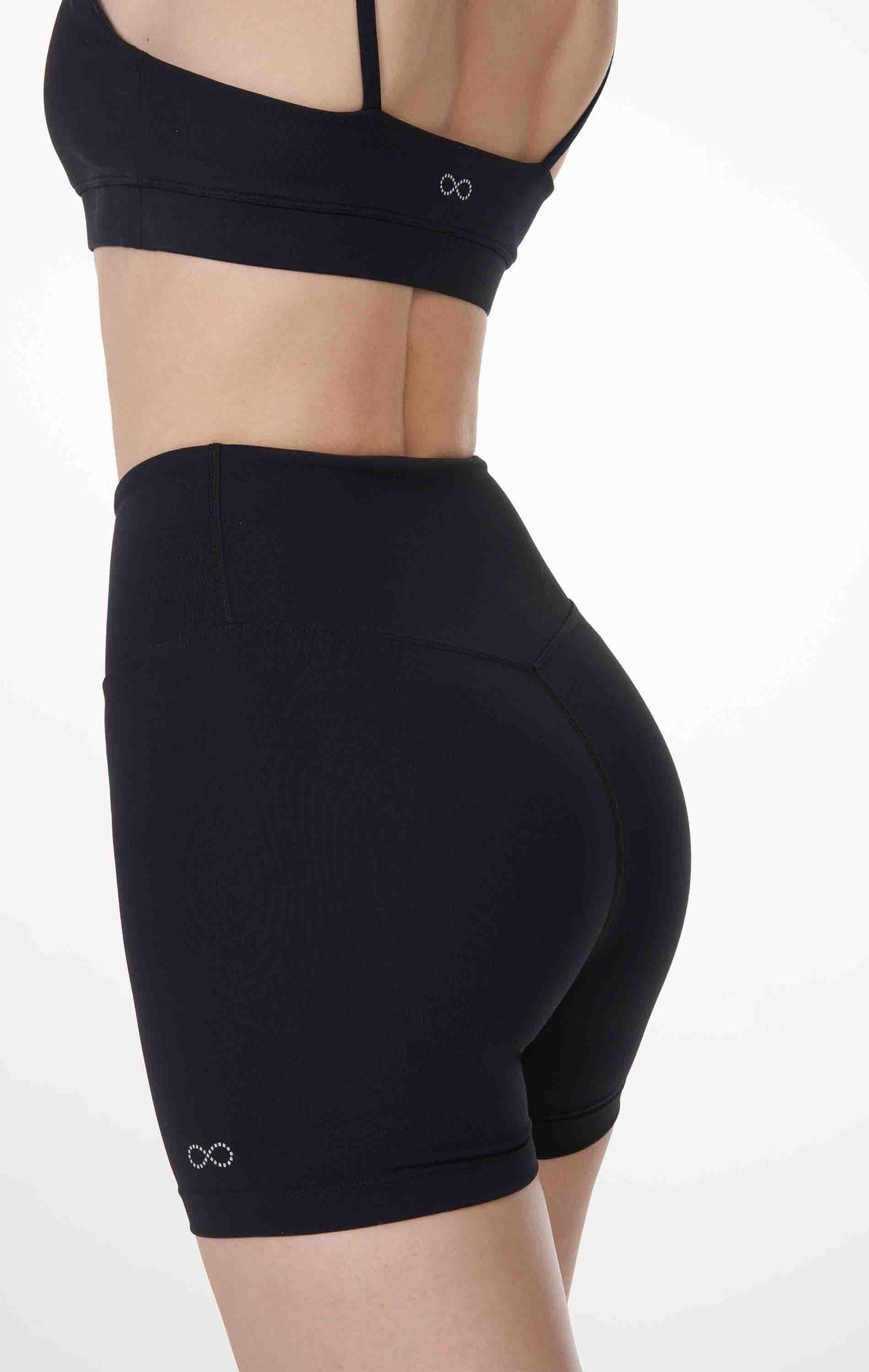 Hybrid Cloudlux High Waist Shorts (tight)